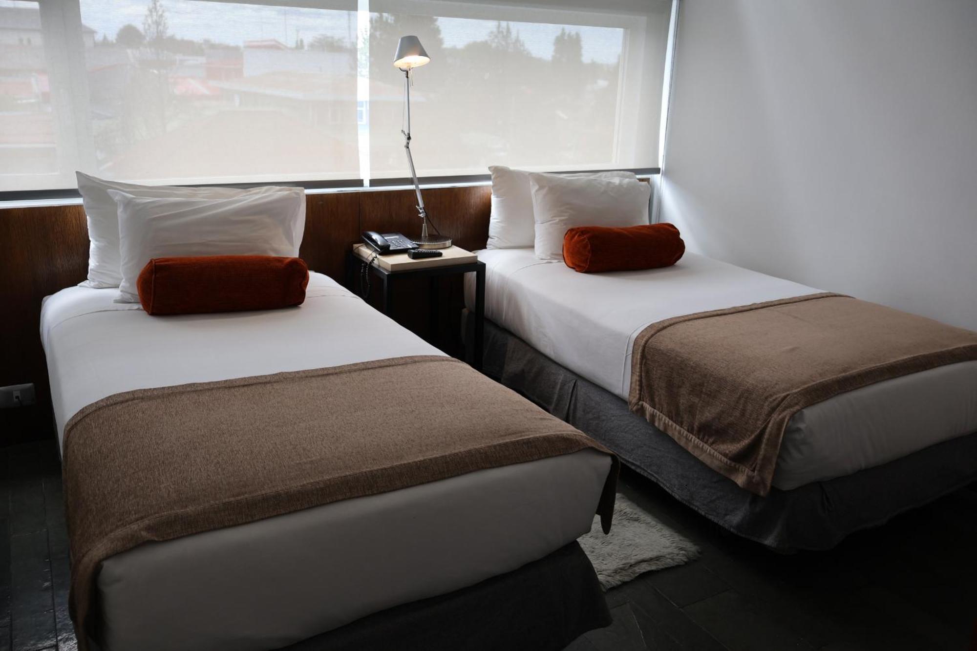 Natalino Hotel Patagonia Puerto Natales Bagian luar foto
